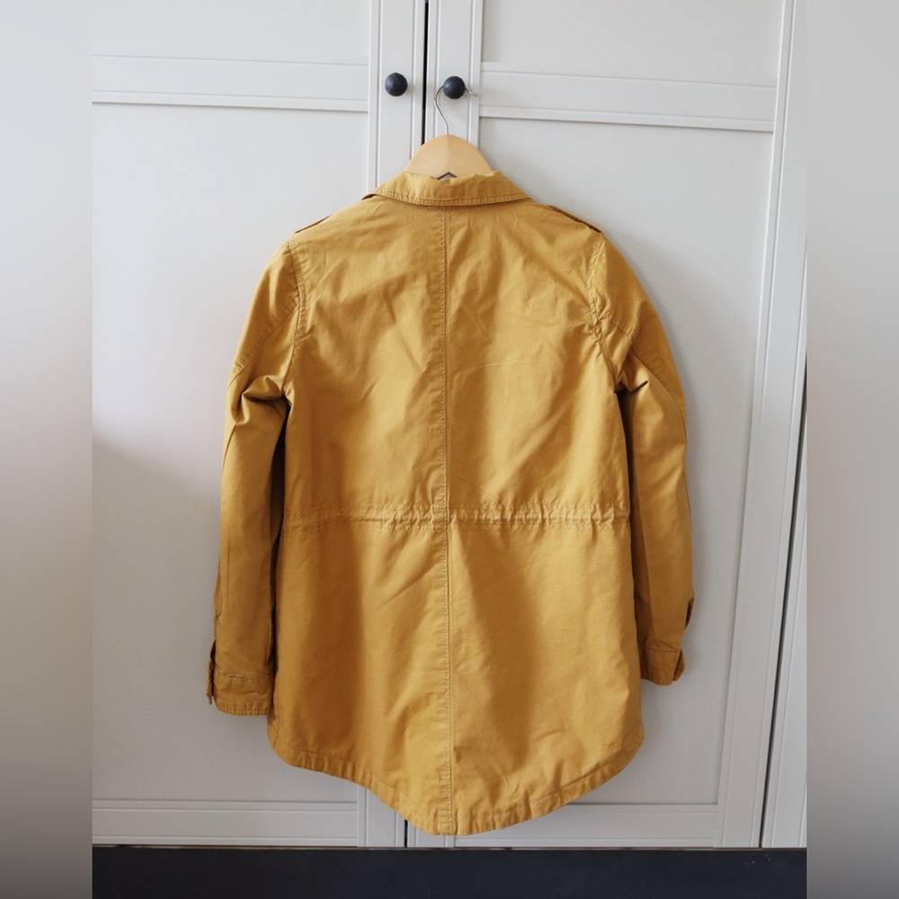 Flattering Mustard Jacket - Picture 3 of 3